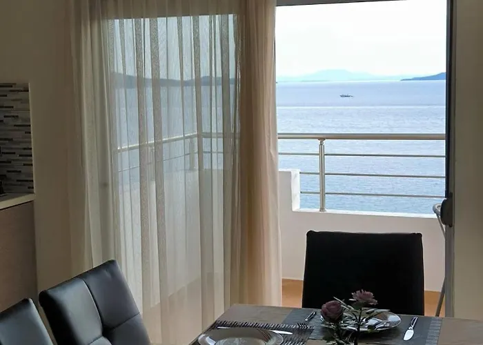 Albania Dream Holidays Sarandë